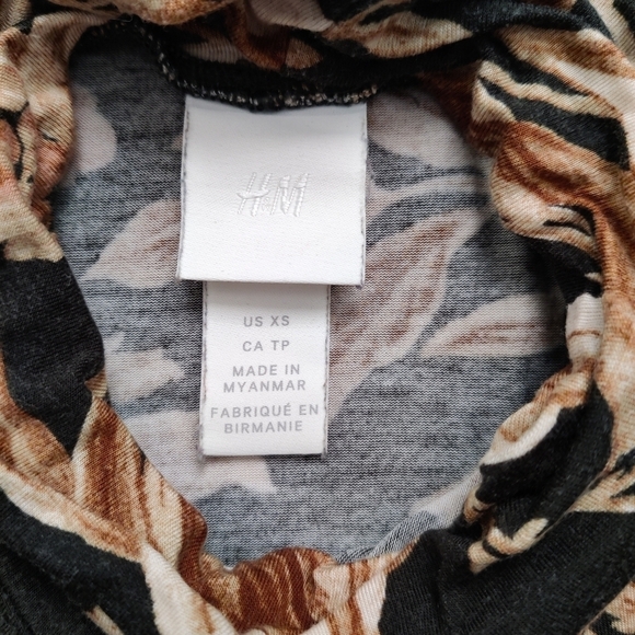 H&M Women's Floral Long Sleeve Top Sz XS Bohemian Fall Feminine Bodycon Cottage - Picture 2 of 7